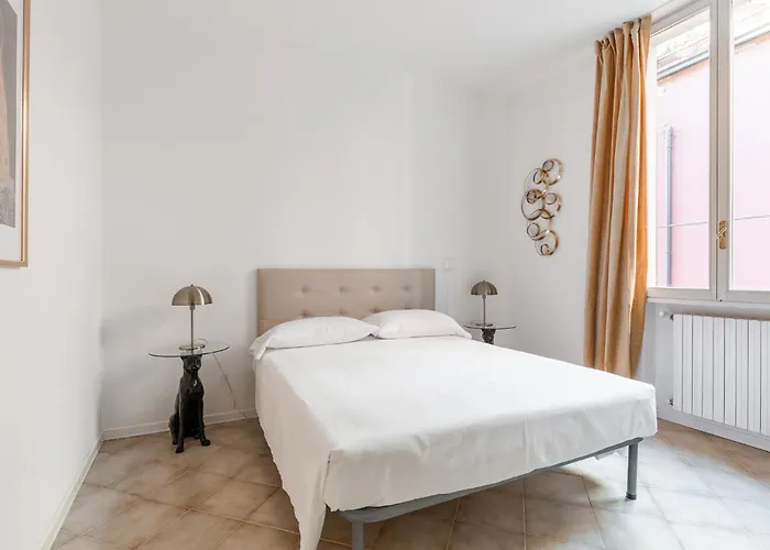 Gombruti Vintage By Wonderful Italy * Bolonia